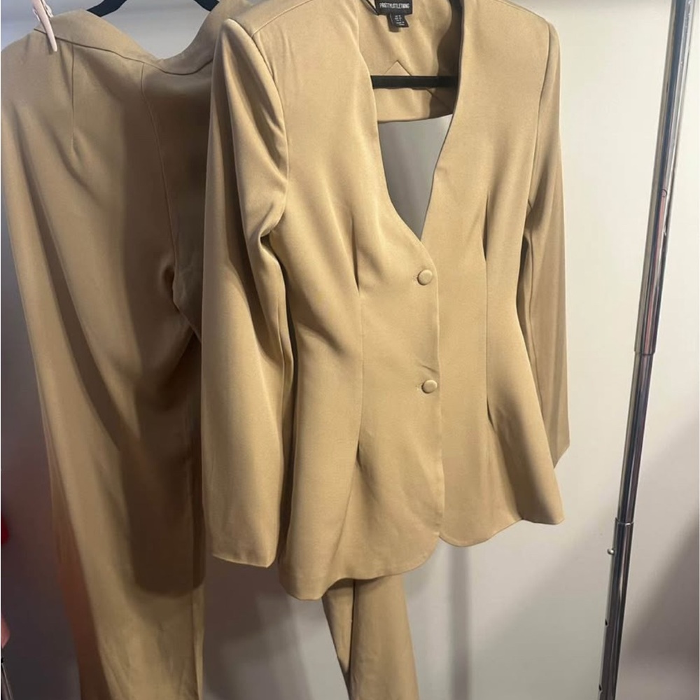 Tan Women's Blazer suit set